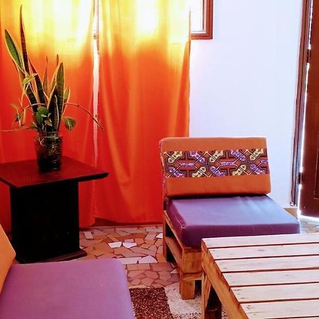 Akwa Guesthouse Cotonou Exterior photo