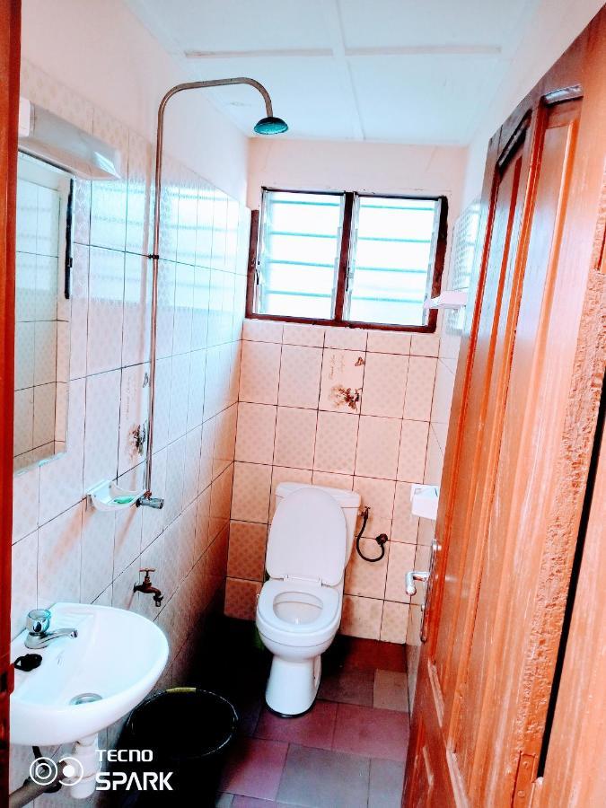 Akwa Guesthouse Cotonou Exterior photo